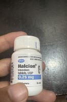 Thuốc Ngủ Halcion Triazolam 0.25mg